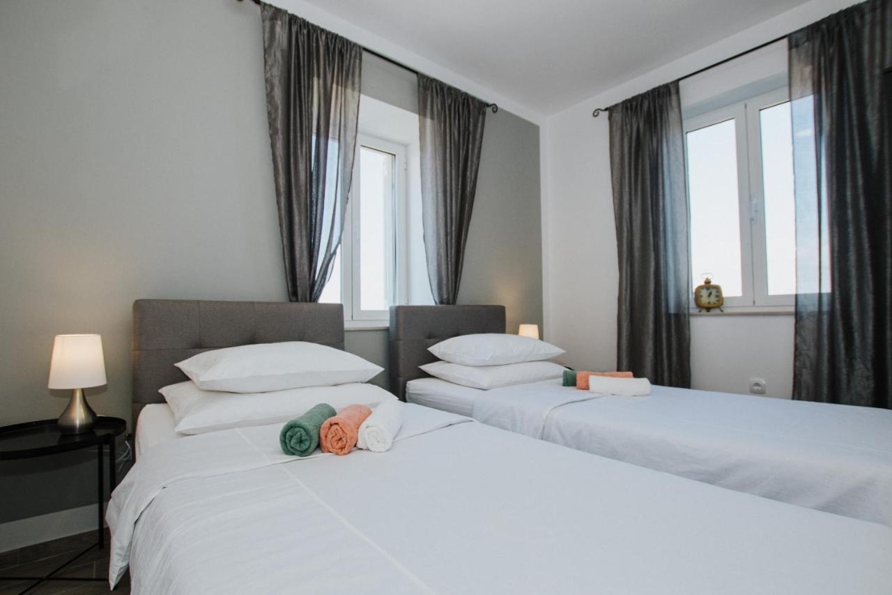 House Marija Drvenik Mali Villa Trogir Bagian luar foto